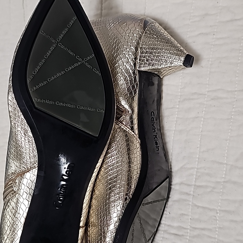 New Calvin Klein Booties,9.5 - Picture 5 of 7